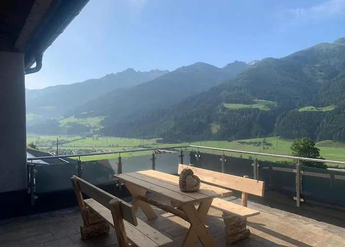 Near Lift 아파트 *