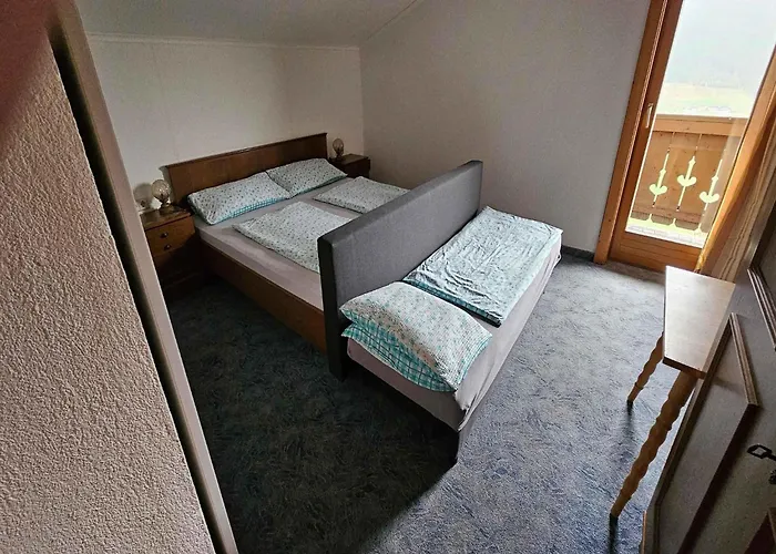 Near Lift 아파트 *